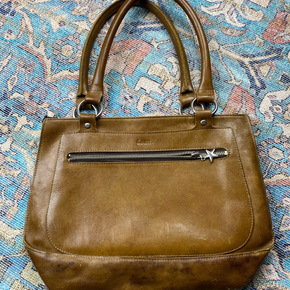 Brown Leather Shoulder Bag with Structured Shape and Sturdy Handles